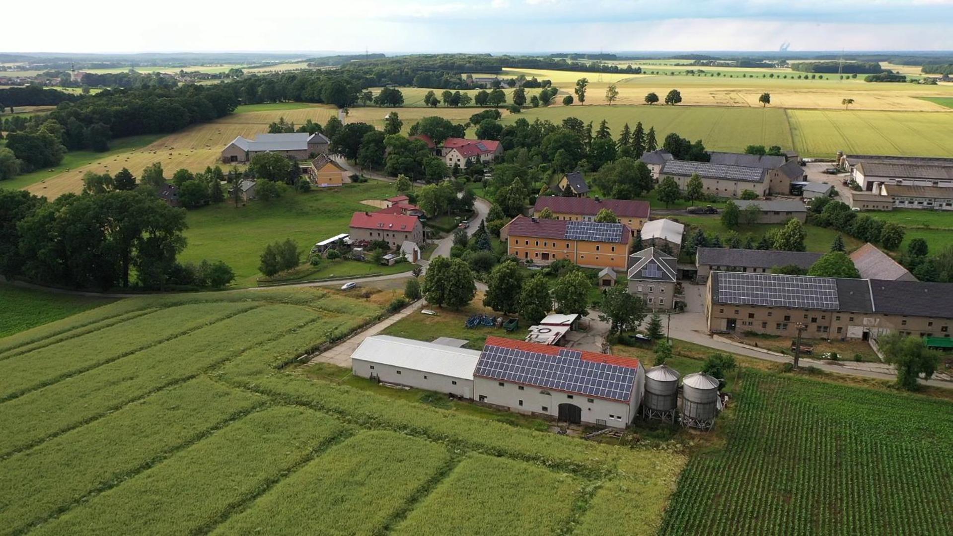 Ferienwohnungen Satkula Crostwitz Exteriör bild